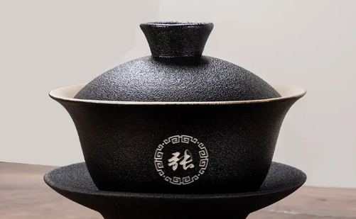 打標機在陶瓷行業(yè)中的應(yīng)用有哪些呢？  第2張